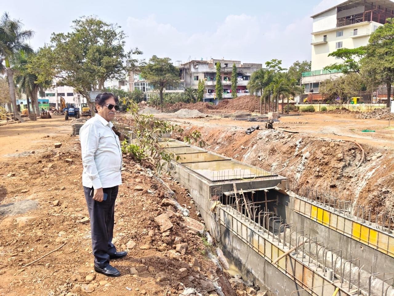 किल्ला तलाव (कोटिकेरे) विकासकामांची आमदारांनी केली पाहणी