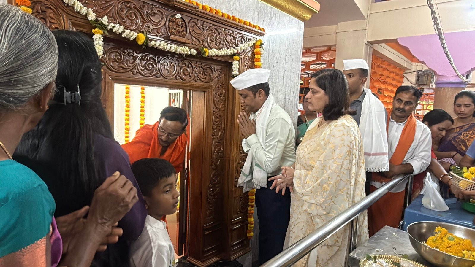 महाशिवरात्रीनिमित्त पोलीस मुख्यालयातील वीरभद्रेश्वर मंदिरात उत्सव भक्तिभावात साजरा